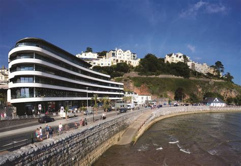 Abbey Sands – Torquay – A Local Guide