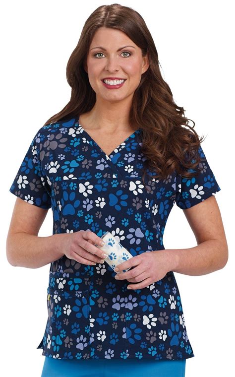 4-Way Stretch Animal Print Scrub Top - Paws of Love Image | Cute nursing scrubs, Vet scrubs ...