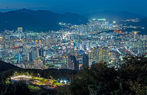 The Sweet Busan Nightlife, Perfect for Business Travelers - CMW