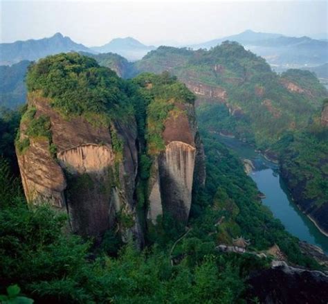 Pin by lance bass on breathtaking places | Danxia landform, World ...