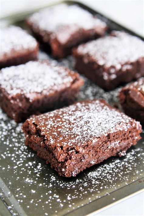 thick-chocolate-fudge-brownies-1 - The Tasty Bite