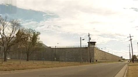 Hutchinson Correctional Facility locked down after dozens test positive for COVID-19