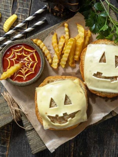 Halloween Ghost Cheese Burger Recipe