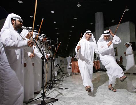 MY CLICKS: TRADITIONAL ARABIC MUSIC AND DANCE