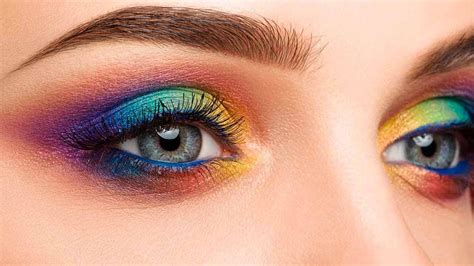 16 Colorful Eyeshadow Looks To Make Your Eyes Pop - L’Oréal Paris