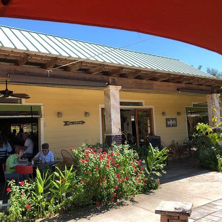 Where to Eat in Sebring: The Best Restaurants and Bars