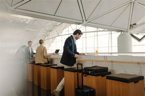 Everything You need to know about airport Transit Hotels | Serious Fiver