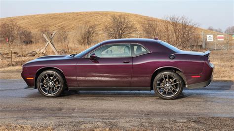 2021 Dodge Challenger GT AWD Review | AutoTrader.ca