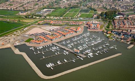 Edam-Volendam (Netherlands North Holland) cruise port schedule | CruiseMapper