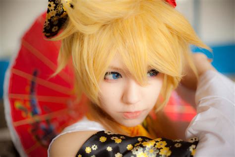 Kagamine Len Cosplay by altugisler on DeviantArt