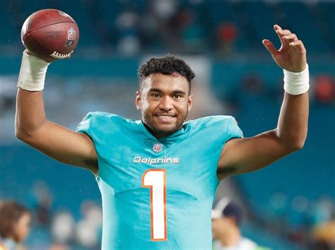 The Dolphins Wanted To Let Tua Tagovailoa Go. Now They’ve Unleashed Him. | FiveThirtyEight