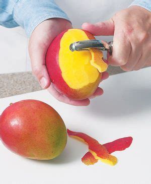 How to Quickly Peel a Mango