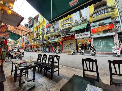 The most famous beer street in Hanoi: Ta Hien - Dare Journey