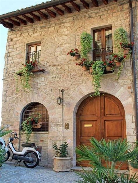 mediterranean house exterior #MEDITERRANEANHOMES | Italian homes exterior, Tuscan house ...