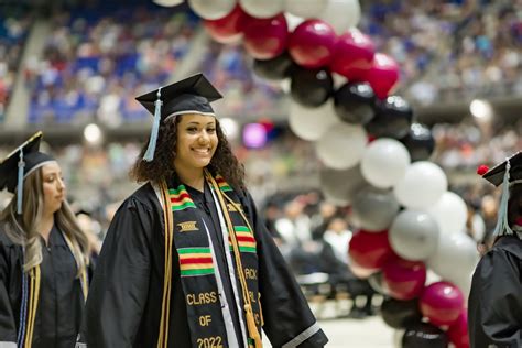 Tamu Spring 2024 Graduation - heda hyacinthia