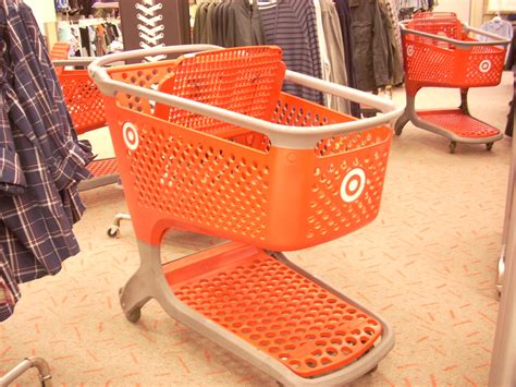 Target shopping cart | Target #1103 (148,252 square feet) 12… | Flickr