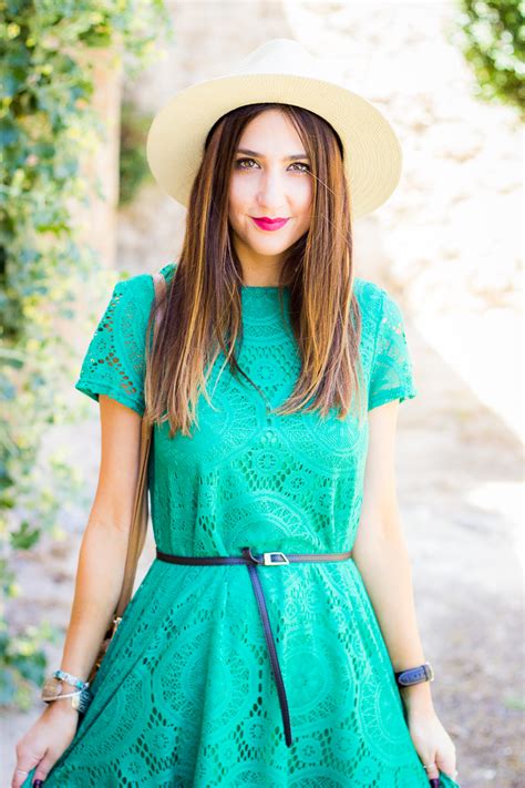 Green Is The Summer Color - Blog de Moda Femenina y Tendencias | Shoes And Basics By Patti ...