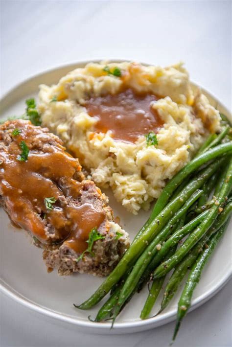 Slow Cooker Meatloaf and Buttermilk Mashed Potatoes - Slow Cooker Gourmet