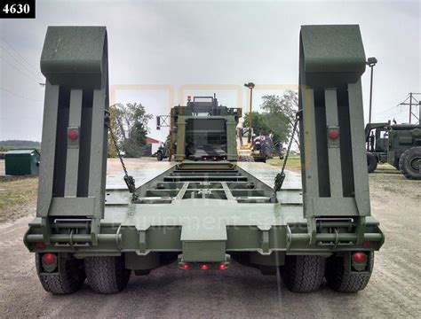 M747 60 Ton Military Lowboy Trailer (T-1100-34) - Oshkosh Equipment