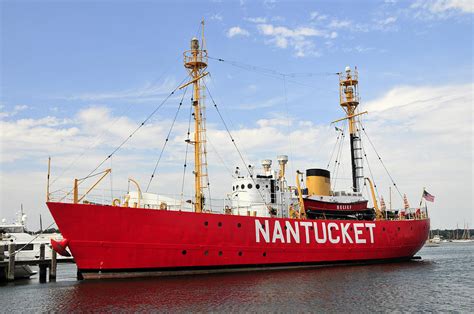 Lightship Nantucket Photograph by Dan Myers