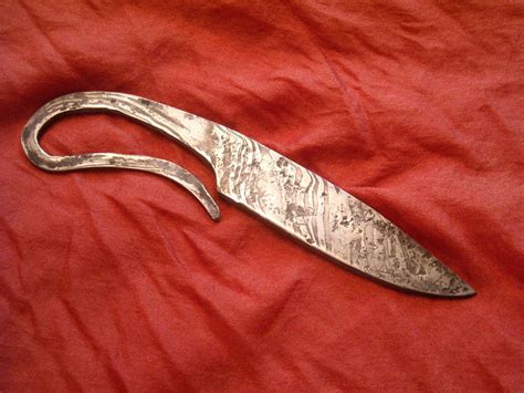 Twisty blacksmith knife WIP by notatpapir on DeviantArt