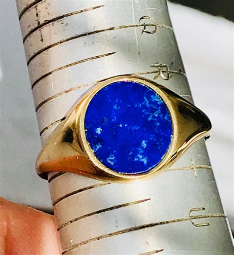 Stunning vintage Men's 9ct yellow gold Lapis Lazuli signet ring - fully hallmarked