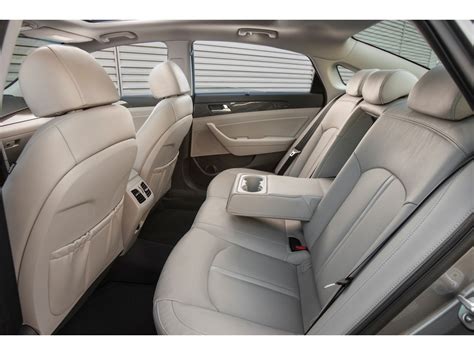 2019 Hyundai Sonata Hybrid: 103 Interior Photos | U.S. News