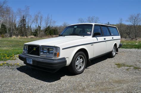 1982 Volvo 240 Turbo Wagon - Classic Volvo 240 1982 for sale