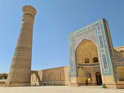 26 Stunning Tourist Attractions in Uzbekistan