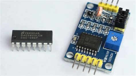 What Are Operational Amplifiers? - ElectronicsHacks