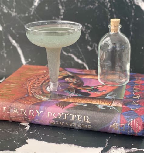 How to Make a Harry Potter-Inspired Unicorn Blood Drink ⋆ Follow the Butterflies