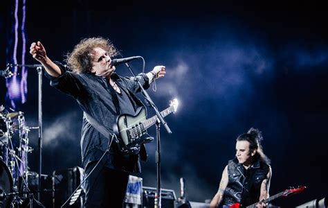 The Cure carry on their Glastonbury high with giddily joyous Mad Cool 2019 set