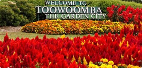 toowoomba-carnival of flowers | Toowoomba, Carnival, Slide images