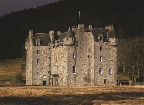 Castle Menzies, Aberfeldy – Castles | VisitScotland