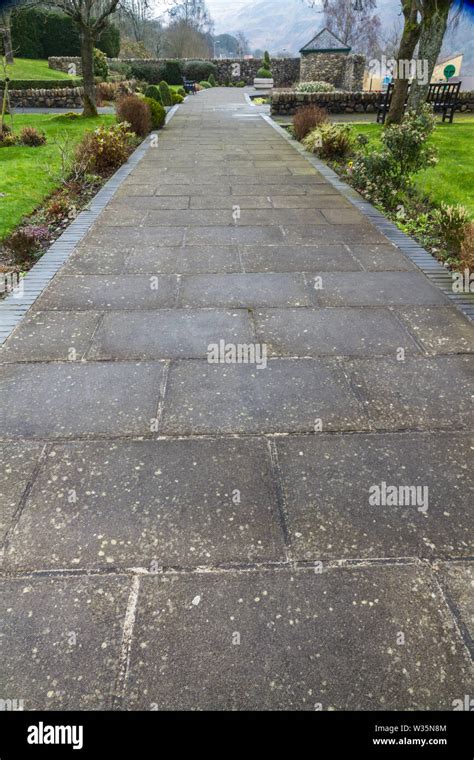 Aberfan memorial garden hi-res stock photography and images - Alamy