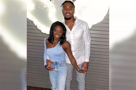 How did Jonathan Owens and Simone Biles meet? 5 quick facts about NFL safety and Olympic star