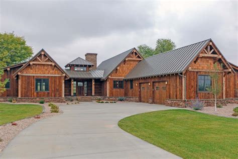 Rustic Mountain Ranch House Plan - 2886 Sq Ft - 18846CK | Architectural Designs - House Plans