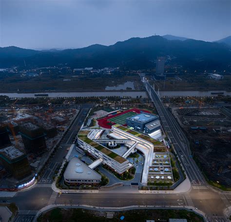 Gallery of Southwest Elementary School / MINAX Architects - 8