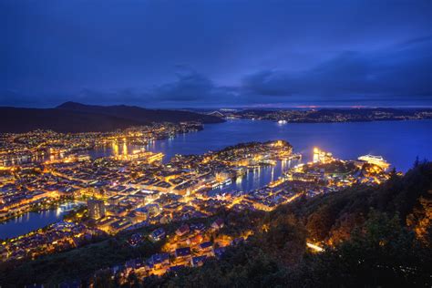 Night-time Norway - TheFella Photography