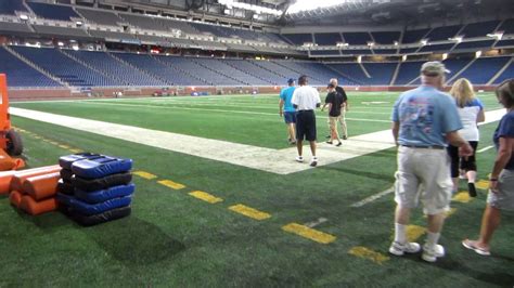 NFL STADIUM TOUR - An EXCLUSIVE look inside FORD FIELD - Detroit Lions ...