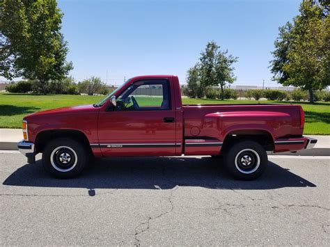 Amazing 1990 Chevy Stepside Will Take You Back: Marketplace Finds