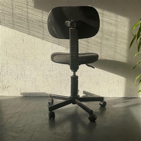 Adjustable height office chair, Furniture & Home Living, Furniture, Chairs on Carousell