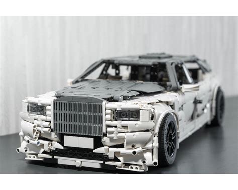 LEGO MOC Rolls-Royce Phantom VIII EWB by OleJka | Rebrickable - Build with LEGO