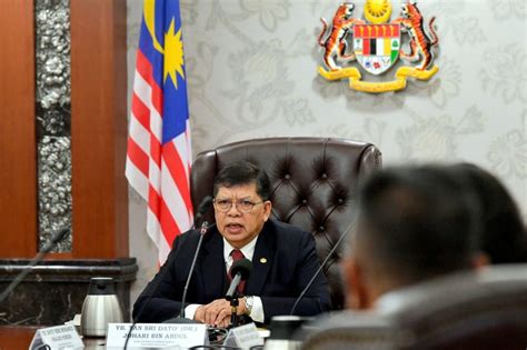 Recitation of Rukun Negara pledge at every opening of Parliament ...