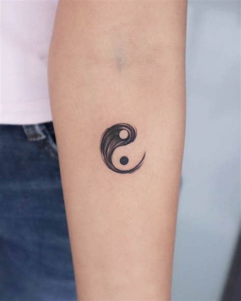 61 Balanced Yin Yang Tattoos With Meaning – Best Hunter Zone