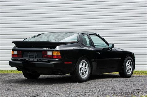 PORSCHE 944 Specs & Photos - 1981, 1982, 1983, 1984, 1985, 1986, 1987 ...