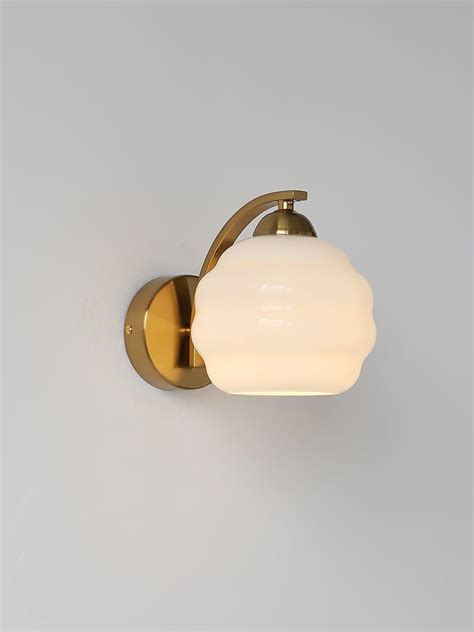 Art Deco Vintage Wall Lamp – Vakkerlight