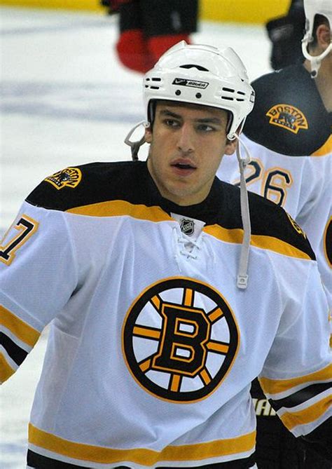 Milan Lucic Bar Fight Video: Boston Bruins Star Gets Into Altercation Outside Vancouver Bar ...