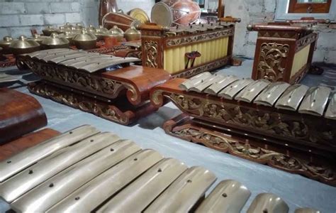 Gamelan Slendro: Harmoni Mistis Dalam Seni Musik Tradisional Indonesia : Notasi Gamelan Terlengkap