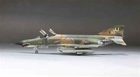 USAF F-4E Jet Fighter (Early) "Vietnam War" FineMolds -FP41